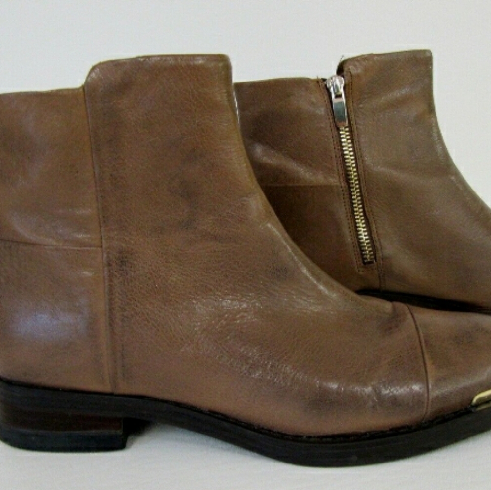 Enzo angiolini emin tan leather bootie size 7M